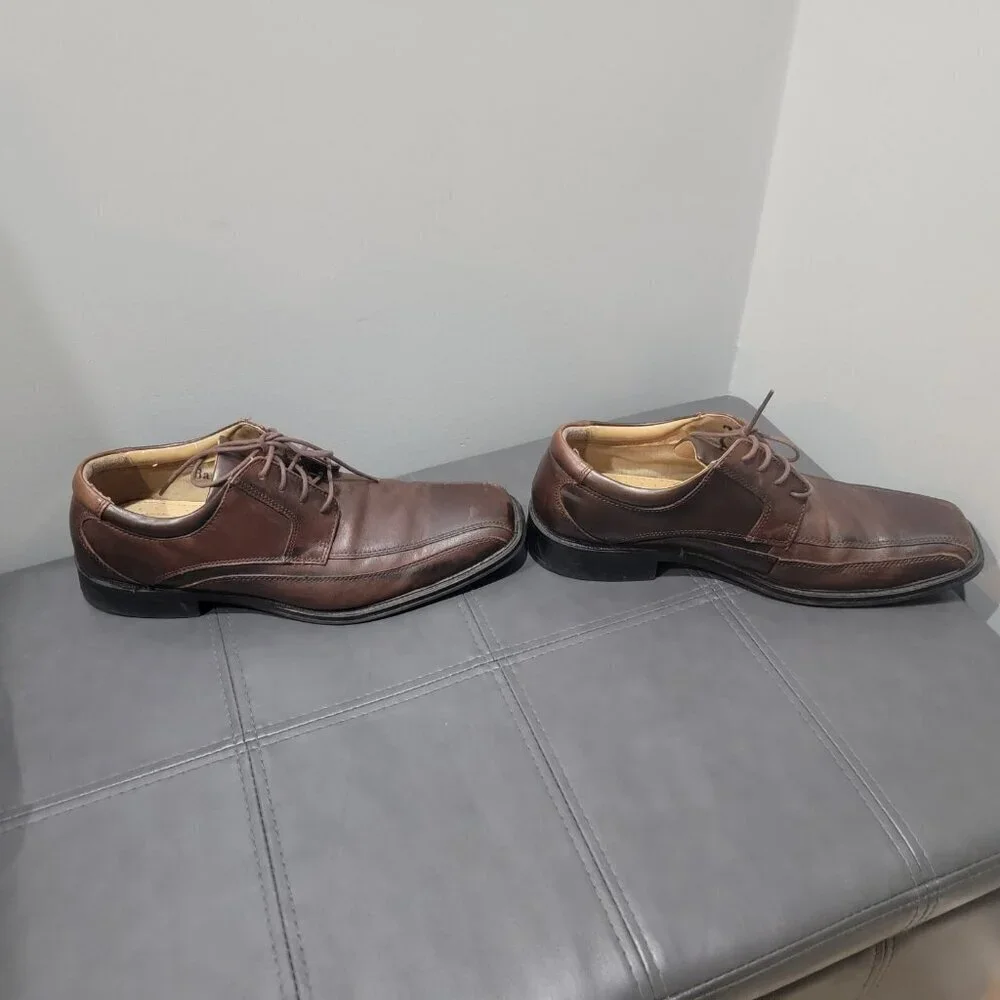 GH Bass & Co Lace Up Oxfords Shoes Size 11.5M Brown Leather Academia Preppy